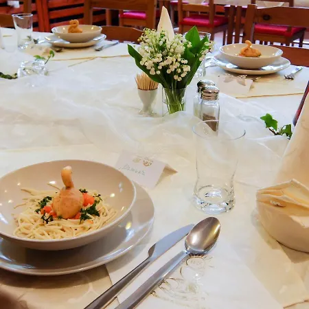 Goscinny Dom Bed and Breakfast 3*