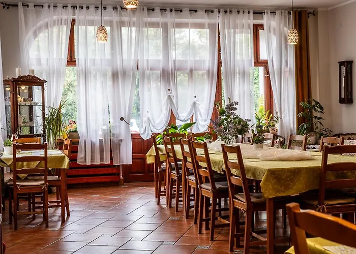 Goscinny Dom ウストロン